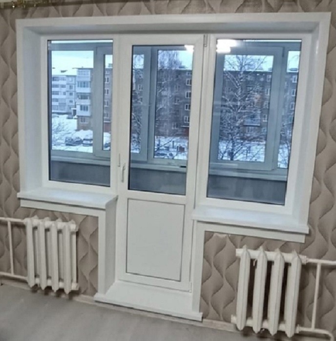 Выход на балкон