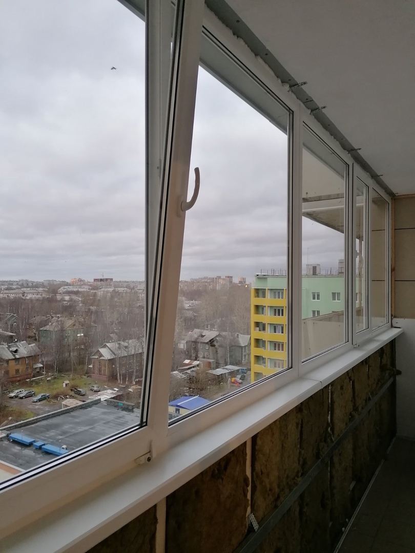 Остекление балкона пластиковые окна г.Архангельск ул. Р.Люксембург 46 к. 3