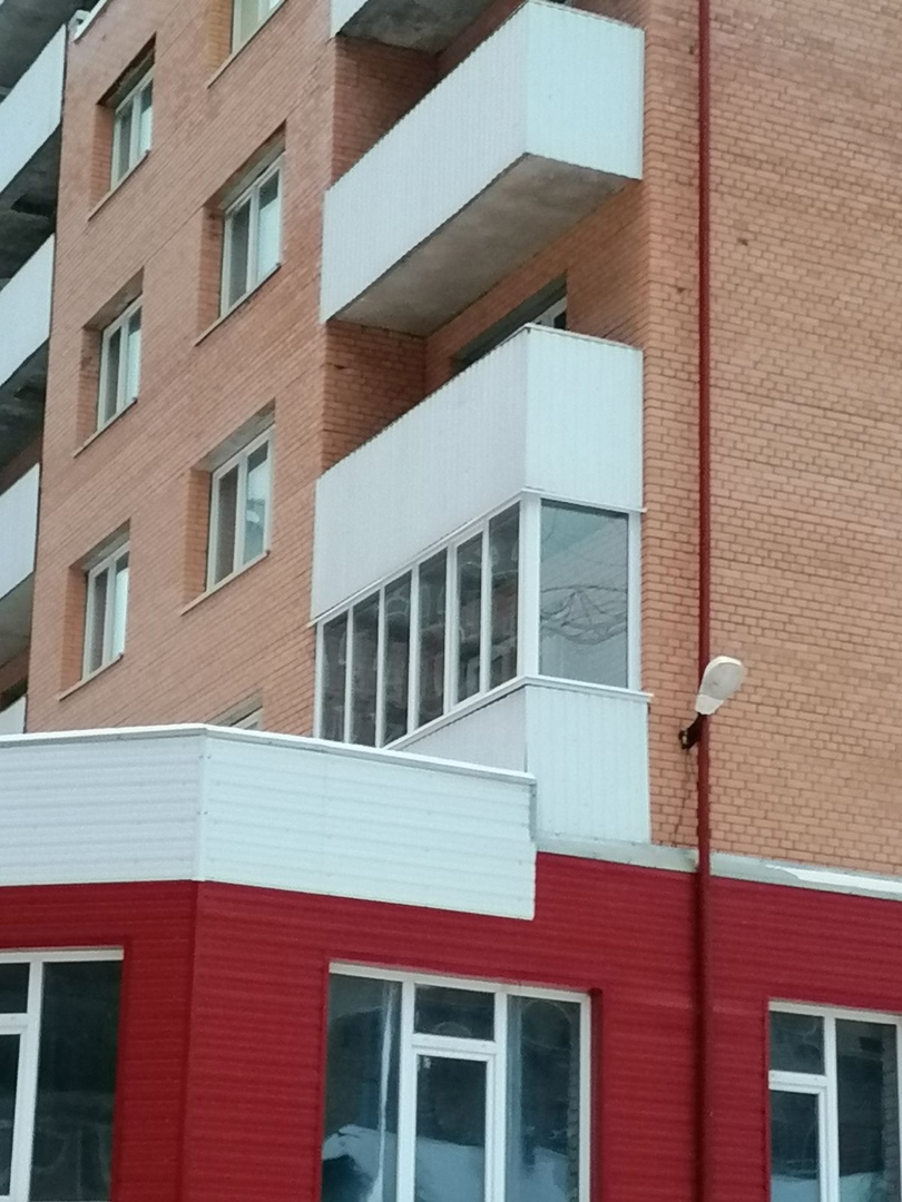 Остекление балкона пластиковые окна г.Архангельск, ул.Поморская 34, корпус 3