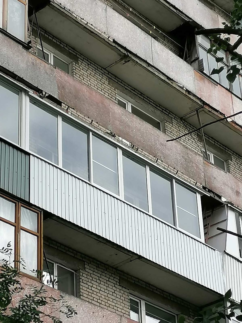 Остекление балкона раздвижные окна г.Архангельск пр.Ленинградский д.285 к1